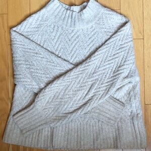 Jessica Simpson Beige Knit Sweater